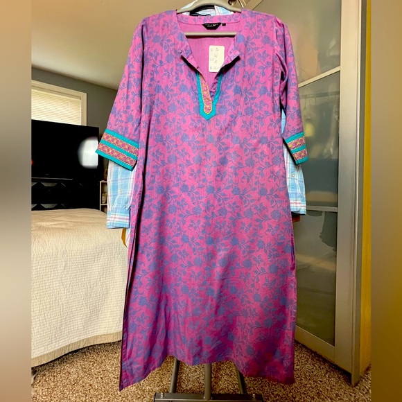 Melange Tops - ⚠️⚠️⚠️‼️Gorgeous ‼️⚠️⚠️⚠️Melange Linen Tunic